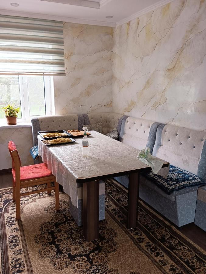 "Kamchybek Ata" Guest House B&B Tert-Kul' Eksteriør billede