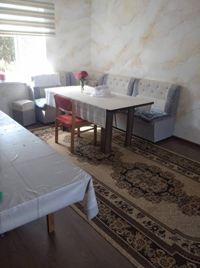 "Kamchybek Ata" Guest House B&B Tert-Kul' Eksteriør billede